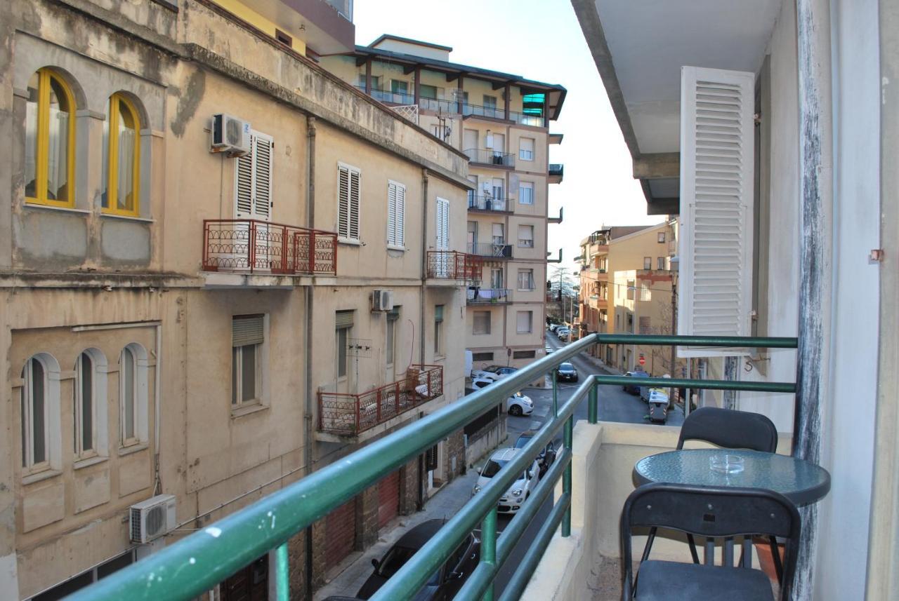 Appartamento Casa Teatro Sassari Esterno foto